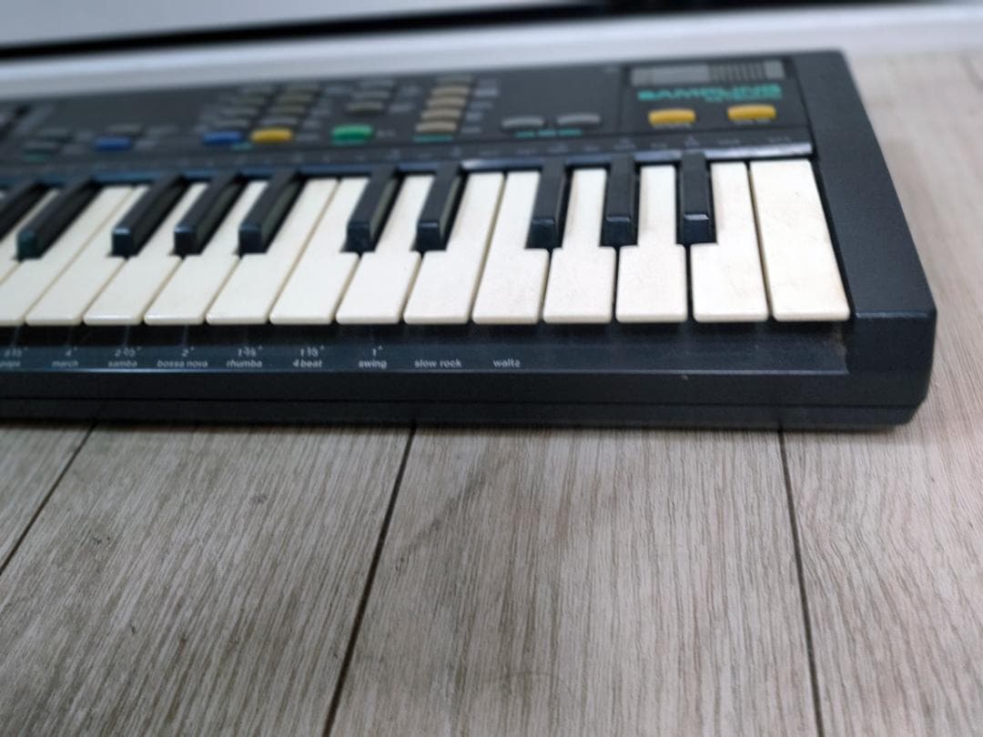CASIO サンプリングキーボード SK-1 ACアダプター付き 音出し確認済