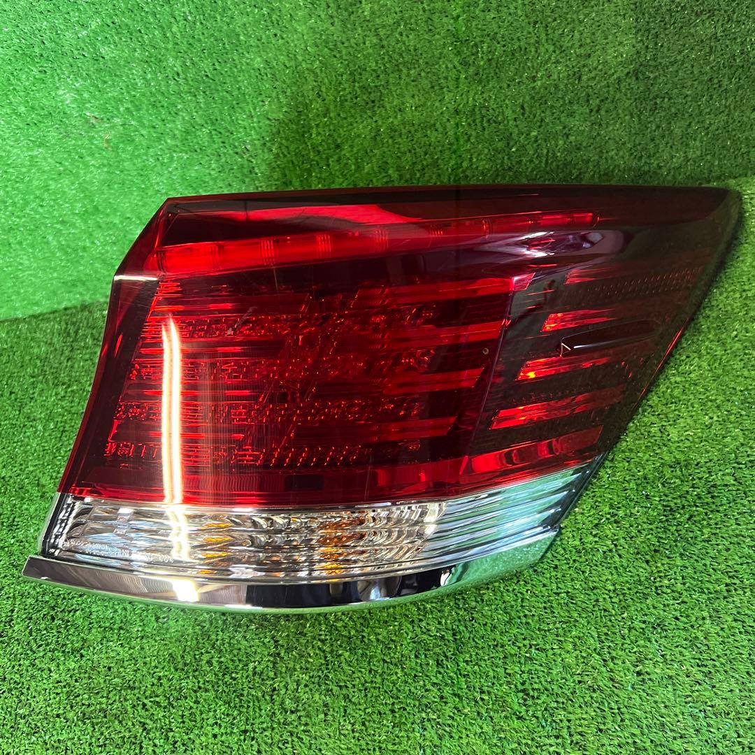 210系クラウン GWS214 テールランプセット 30-404 30-405