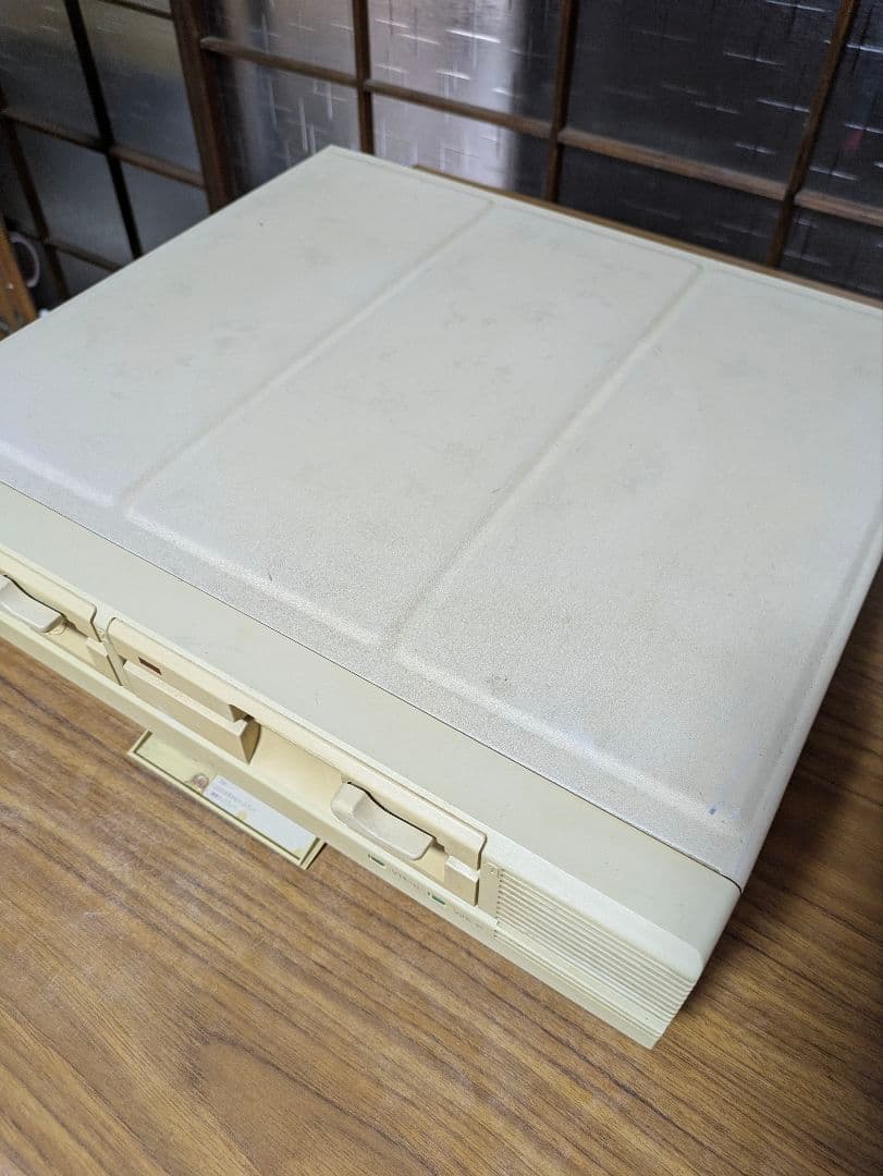 NEC パソコン「PC-8801FH」本体 キーボード／スピーカー付き