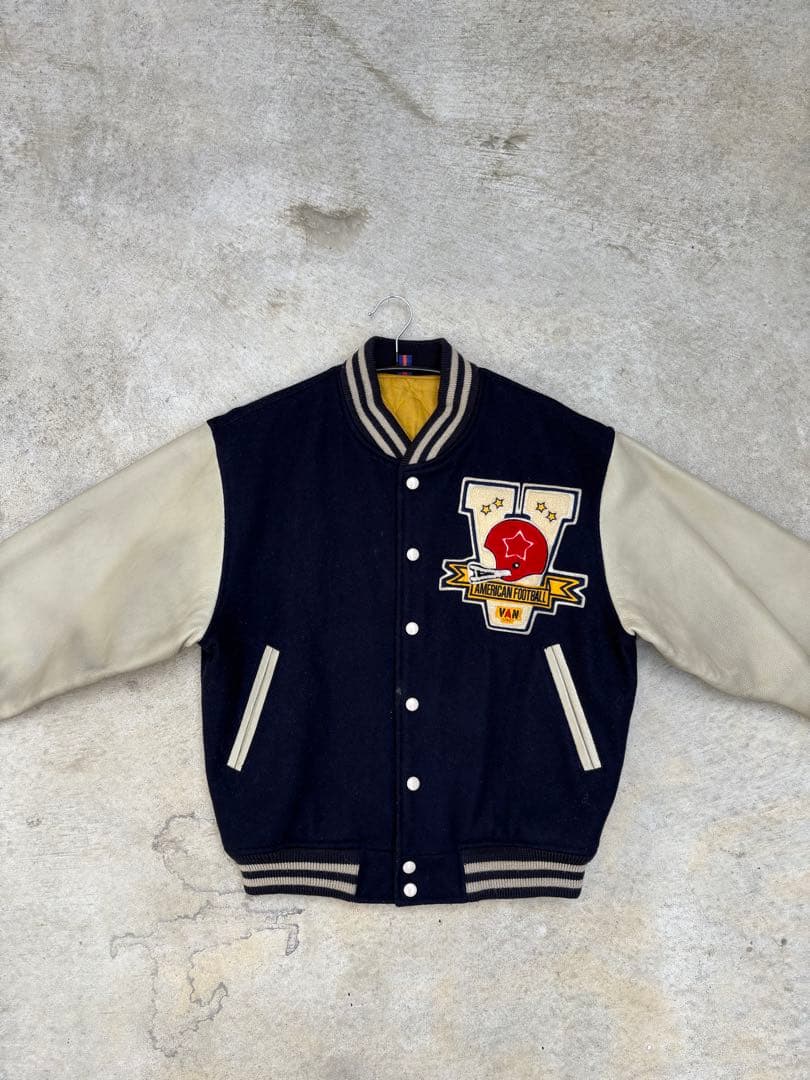 本革 vintage BRITISH PASSPORT スタジャン