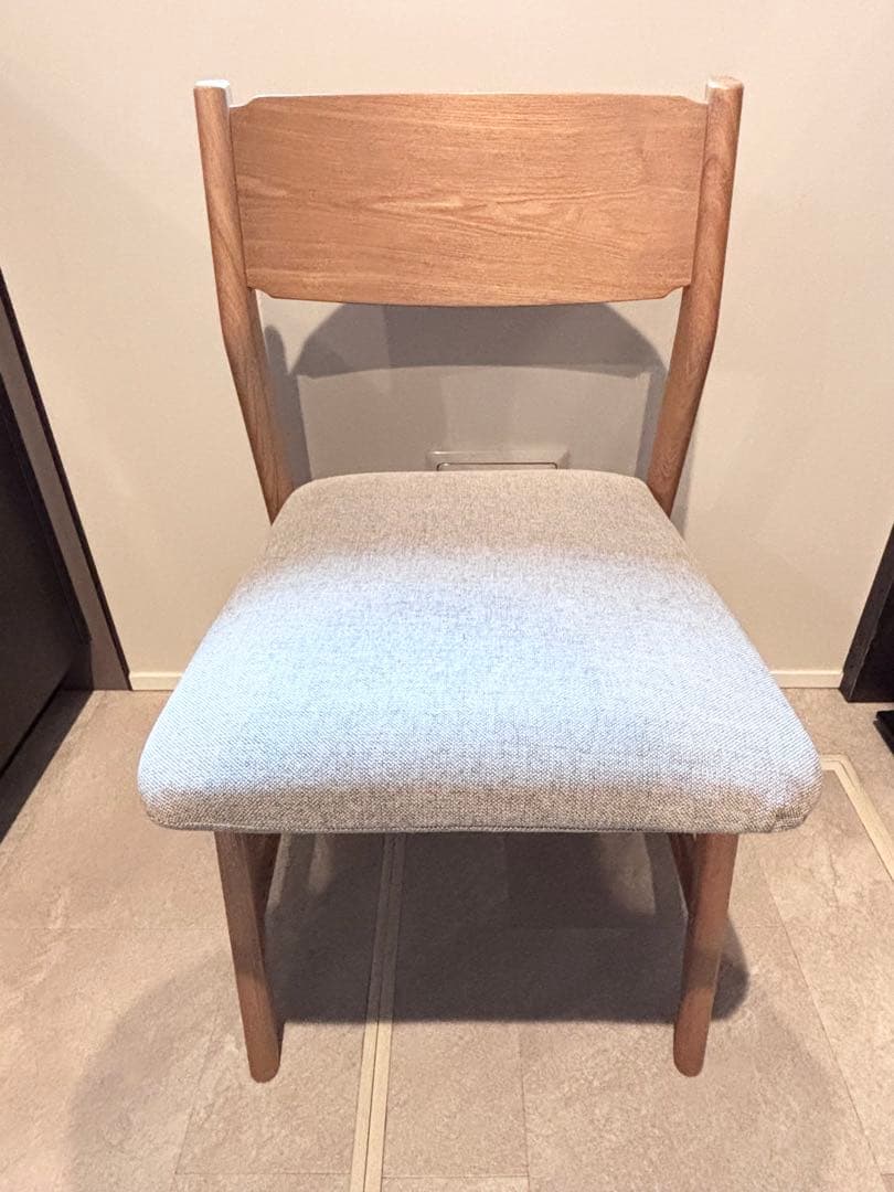 【送料込み】 unico ウニコ　SIGNE シグネ　ダイニングチェア