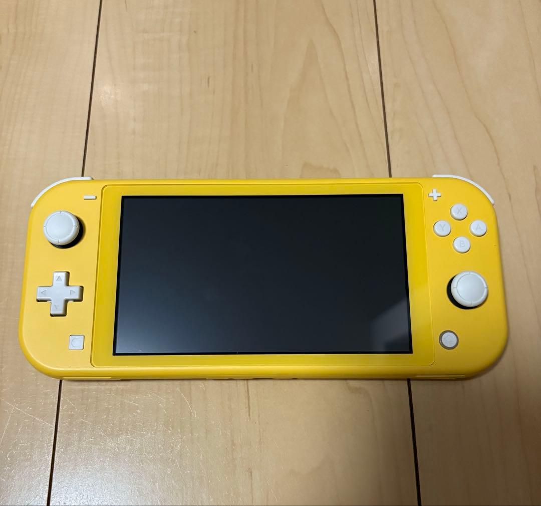 Nintendo Switch Lite イエロー 本体　充電器あり