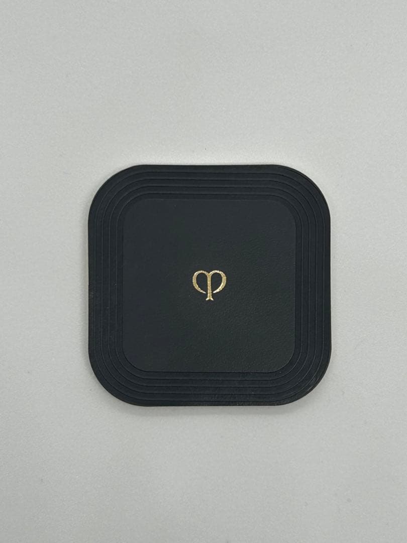 ※週末限定値下げ※ プードルコンパクトエサンシエルn 【エレガントスリム】