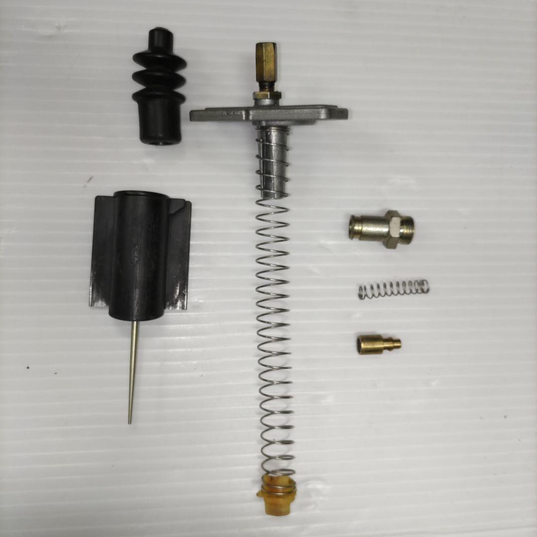 ミクニ　2サイクル用加速ポンプ付きキャブレター