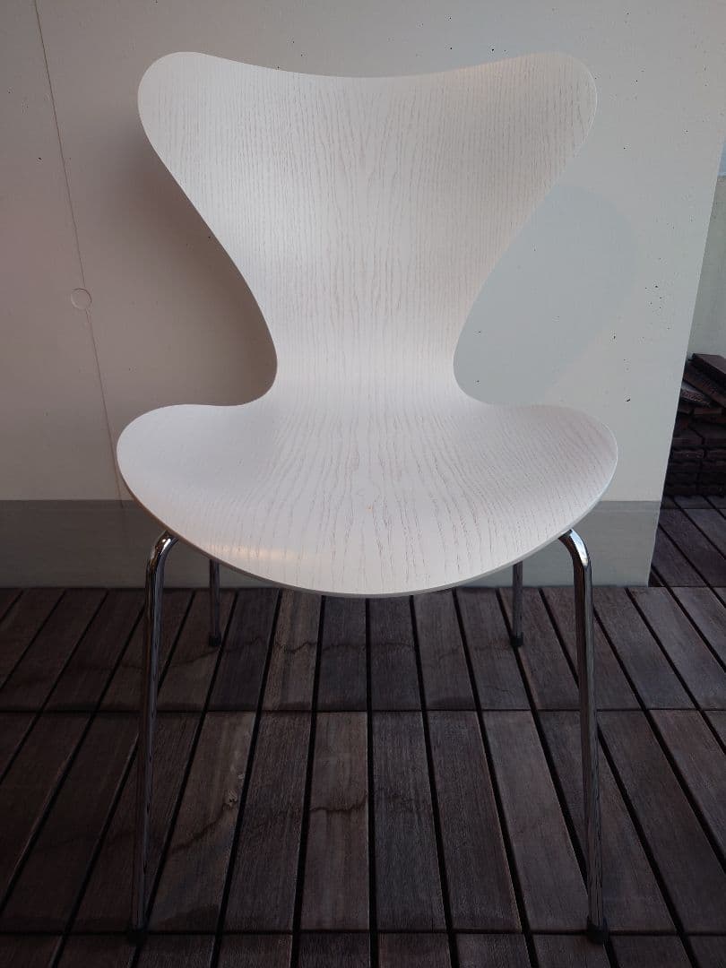 【展示品】フリッツハンセン／セブンチェア／カラードアッシュホワイト／クローム脚②