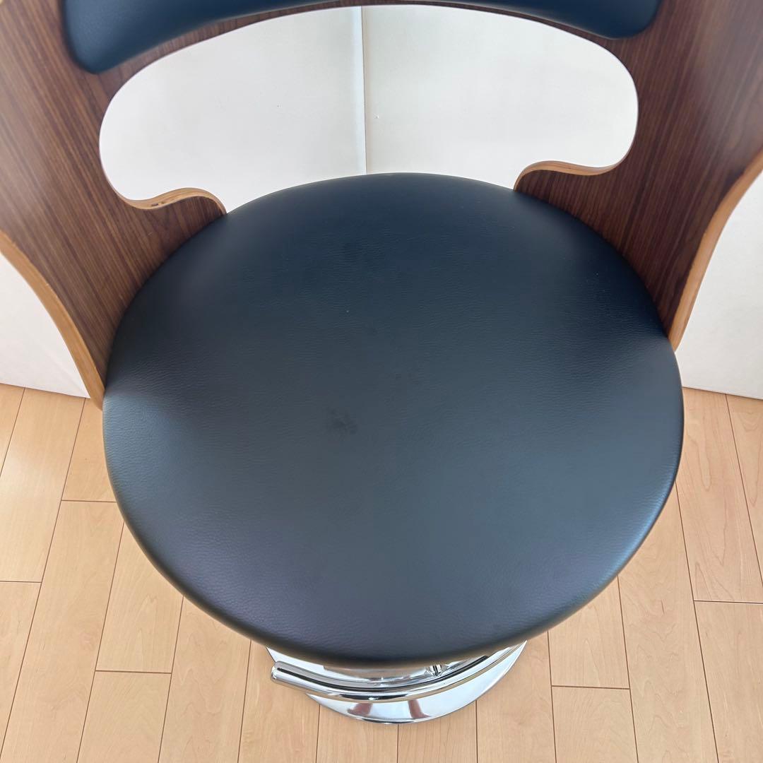 ウォールナット突板　昇降チェア　カウンターチェア　バーチェア　昇降回転式アーム