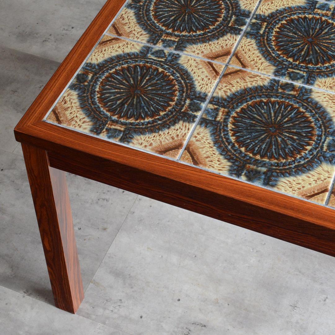 デンマーク 北欧ヴィンテージ タイルトップ ローテーブル ローズウッド 北欧家具