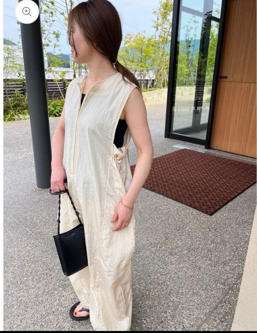 hholic フロントジップオールインワン　36 ivory