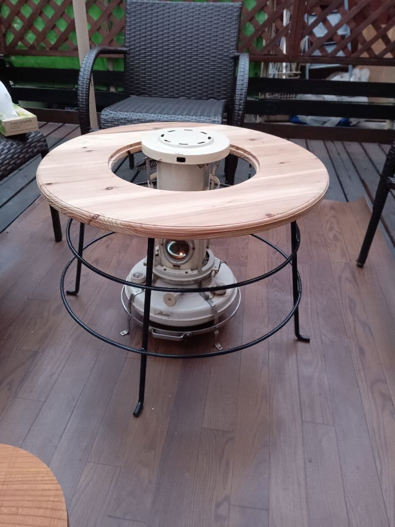 アウトドアテーブル　バーベキューテーブル　対流式ストーブ