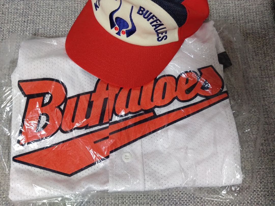 大阪近鉄バファローズ　Buffaloes ユニフォームとキャップセット