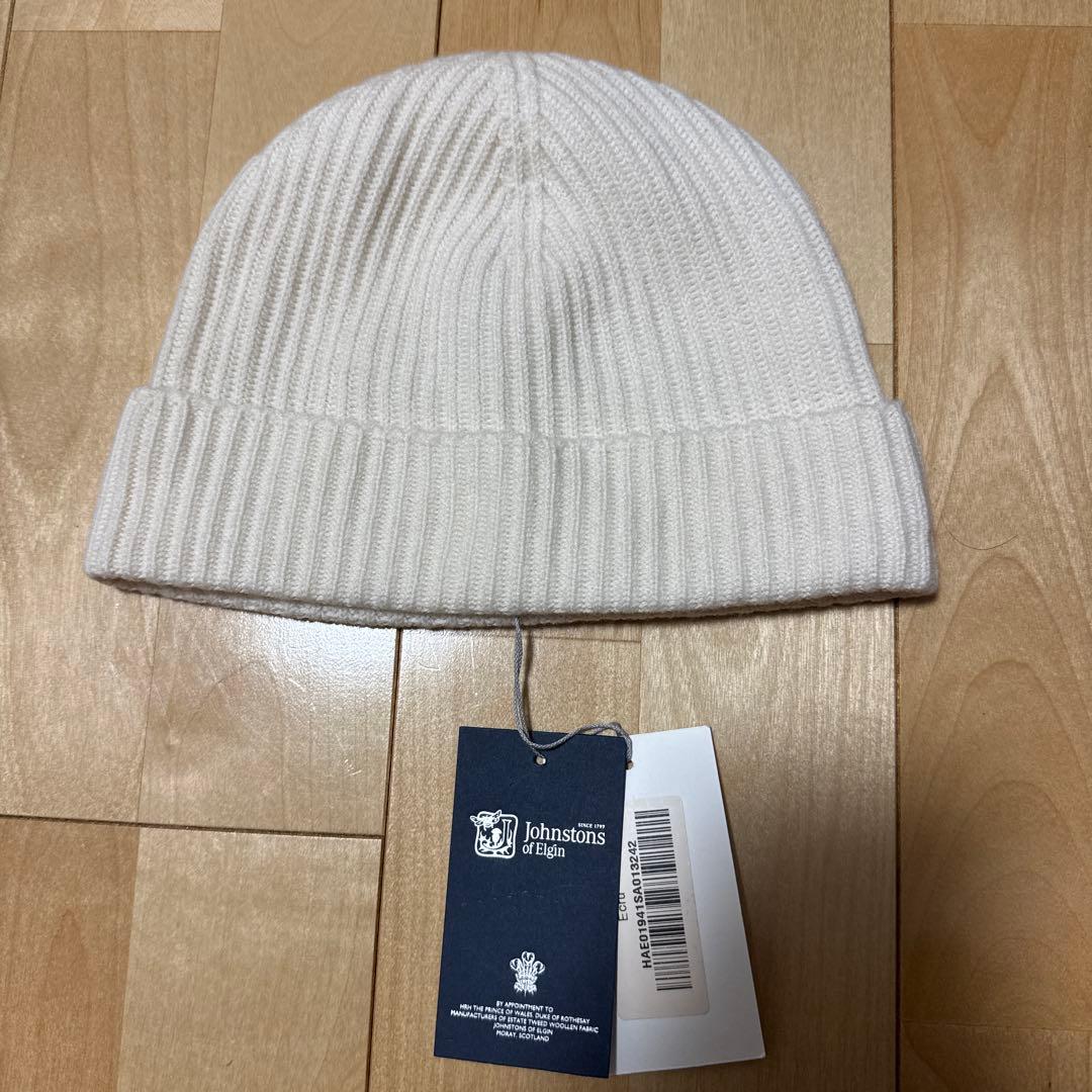 Johnstons of Elgin ホワイトニット帽