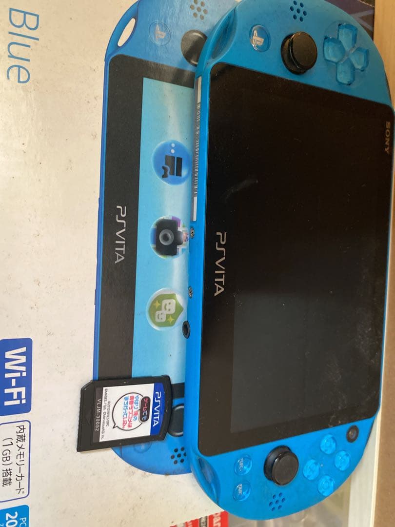 PlayStation®Vita（PCH-2000シリーズ） Wi-Fiモデル…