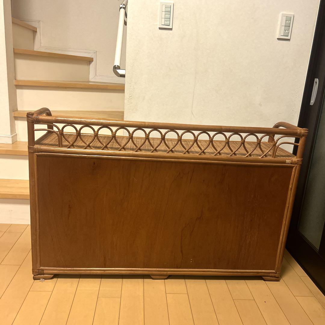 ラタン 籐家具 サイドボードチェスト 4段 ヴィンテージ ガラス扉