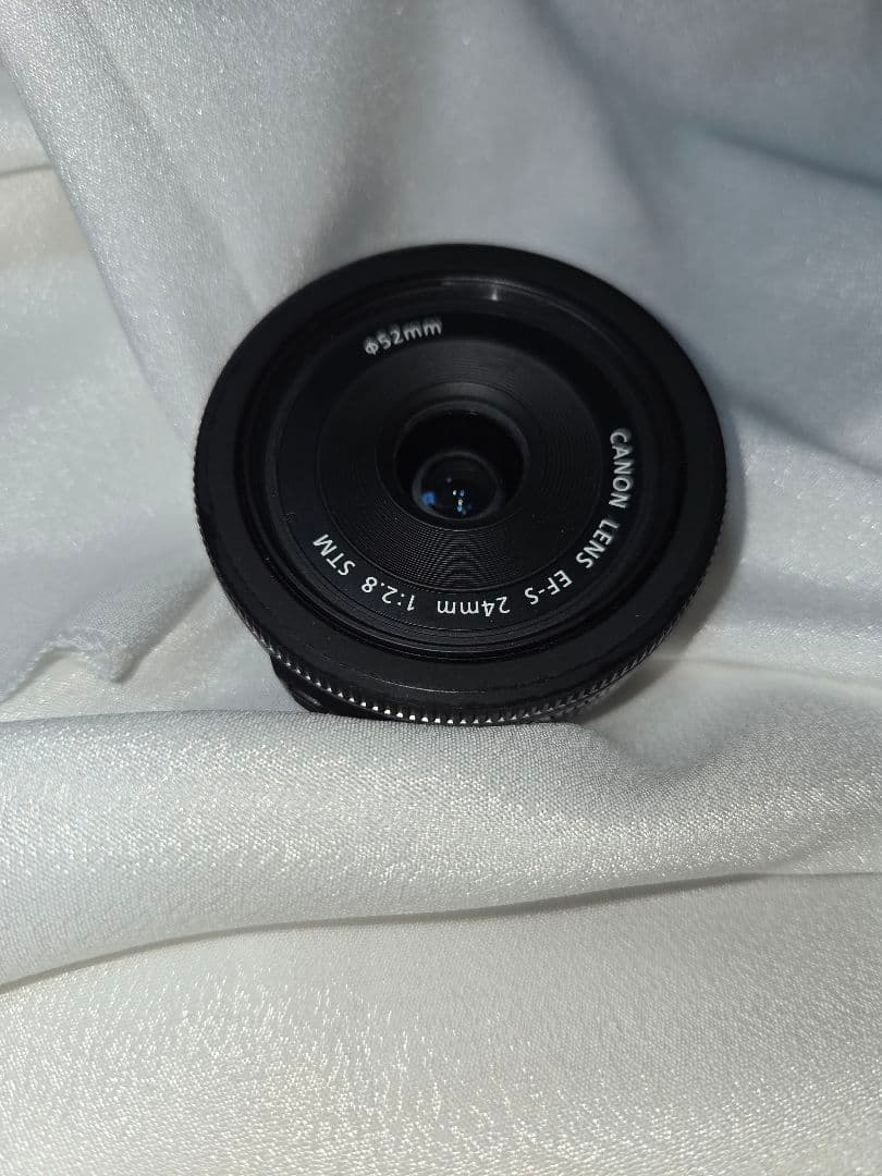 Canon EF-S 24mm f/2.8 STM レンズ 単焦点レンズ