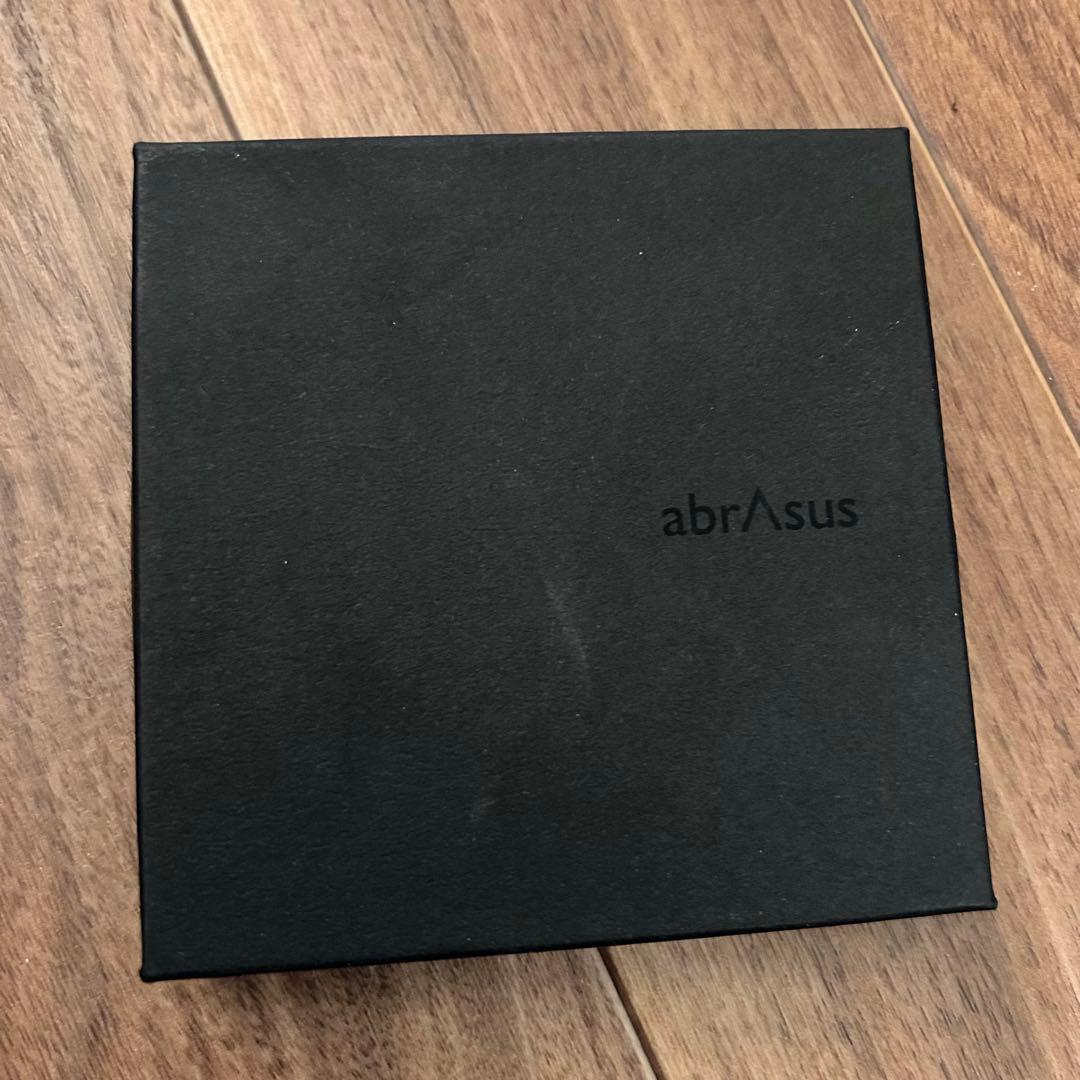 abrAsus 薄い財布 ネイビー
