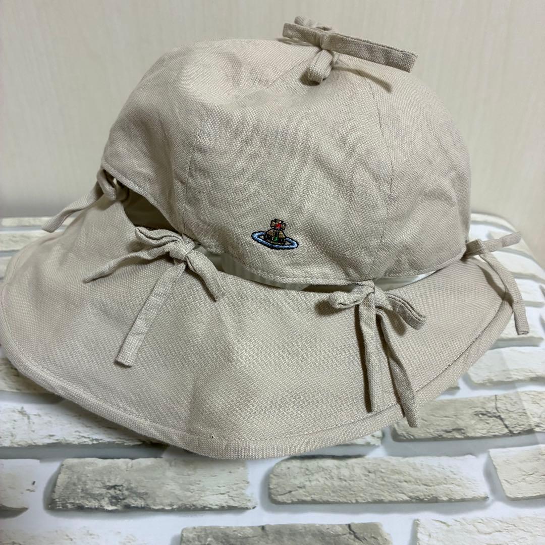 ヴィヴィアンウエストウッドVivienneWestwood ベージュリボン