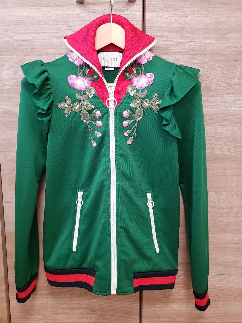 エルさま専用グッチ エンブロイダリー テクニカルジャージー ジャケット グリーン