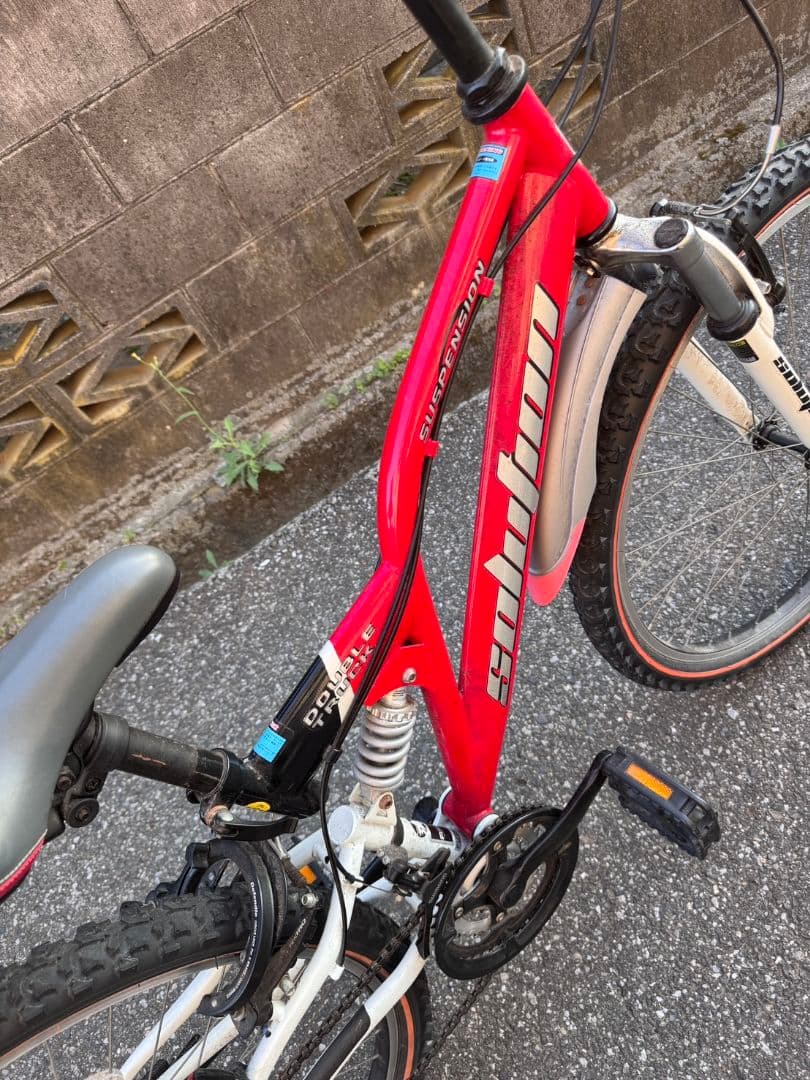 美品　ジュニア向け　自転車26インチ　ASAHI FU15-24C-4 赤