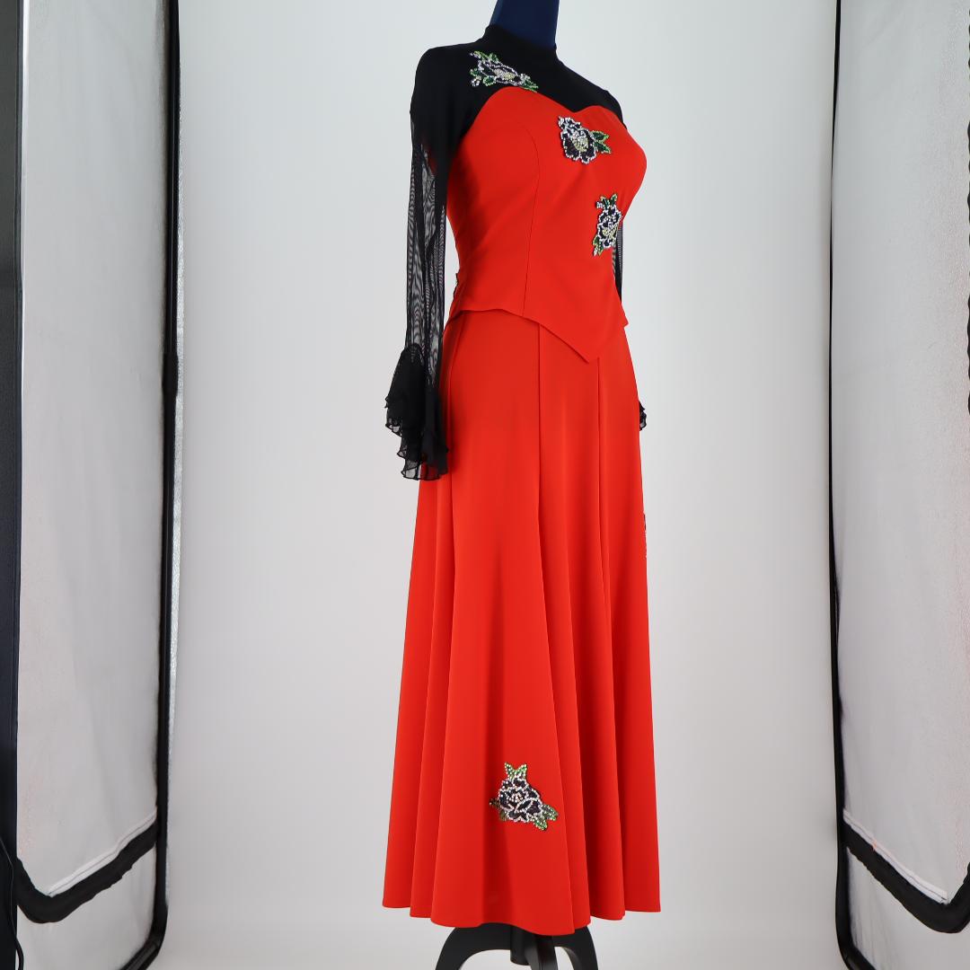 【美品社交ダンス衣装】豪華ラインストーン花装飾 サンヨシムラ ブラウス スカート