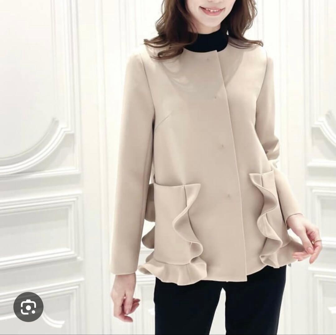 エムプルミエフリルポケット　ベージュジャケット