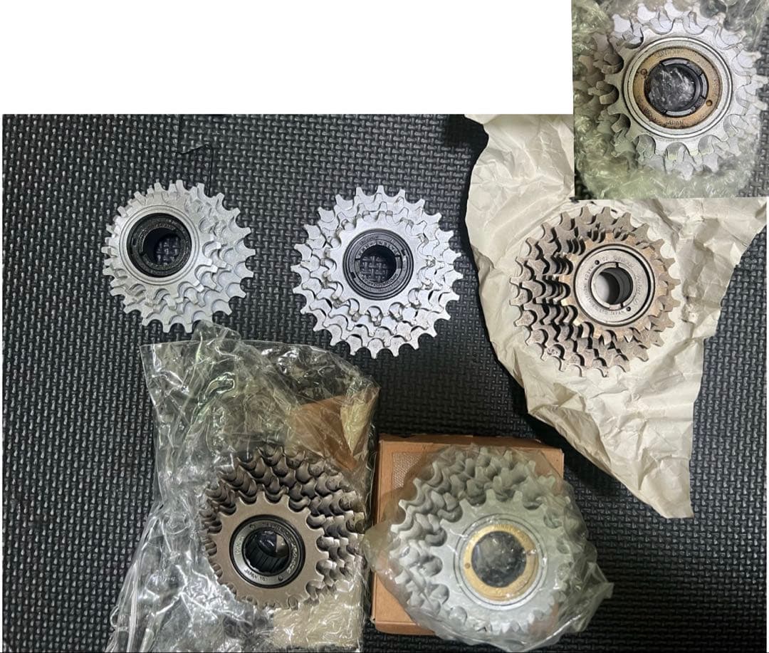 サンツアー SUNTOUR スプロケット5個＋シマノ　SHIMANO1個