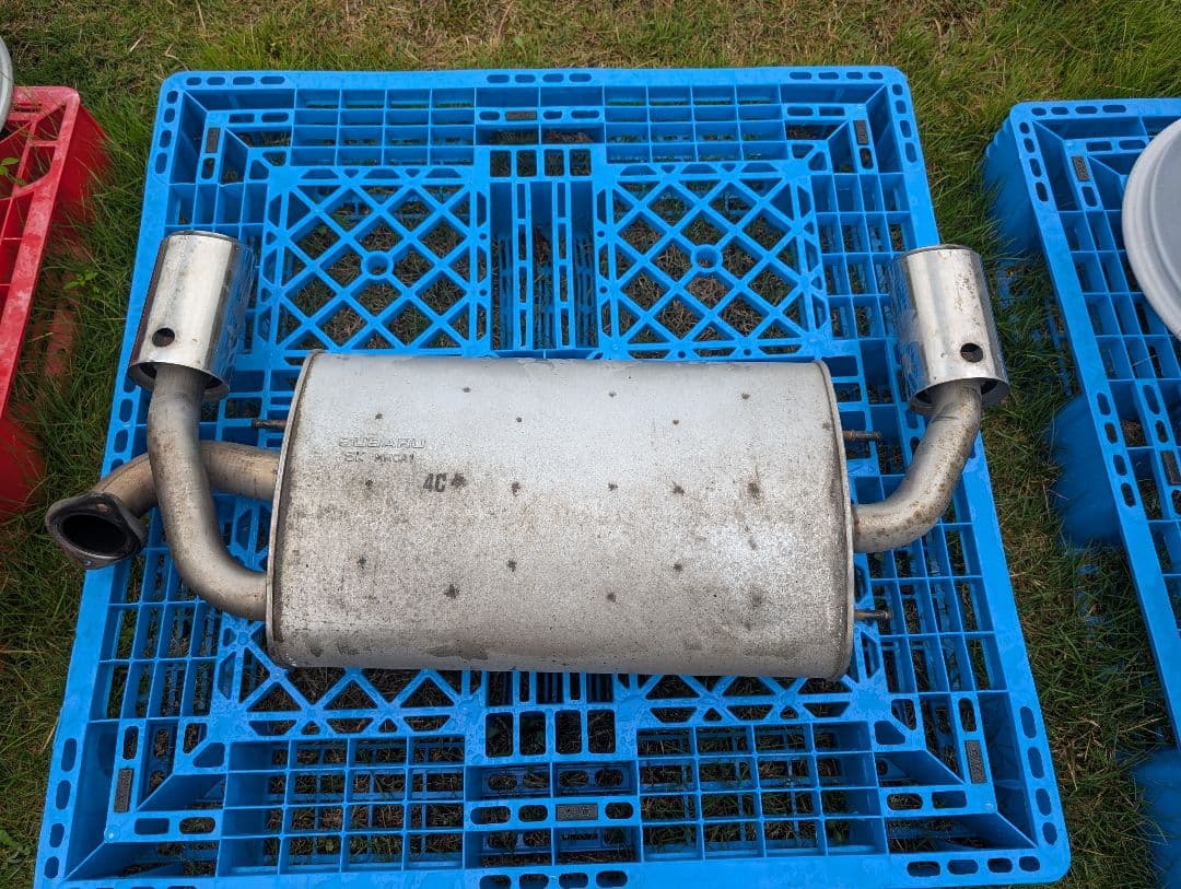 トヨタZN6 （86）後期　2018年製　純正マフラー