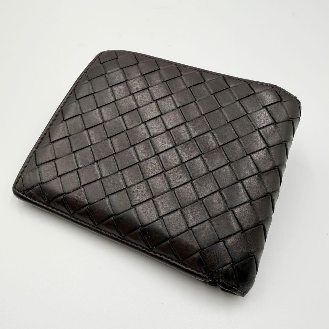 【イタリア製】ボッテガヴェネタ イントレチャート 二つ折り財布　ロゴ刻印　焦げ茶