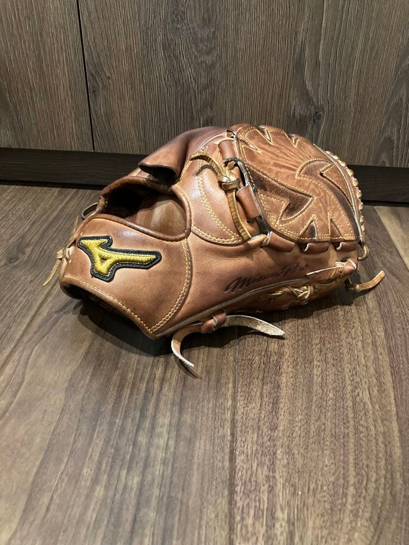 硬式グローブ 投手用 ミズノプロ　キップレザー1AJGH10601