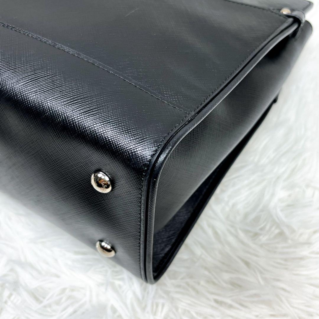 Rana様 フェラガモ ブリアナ サフィアーノレザー トートバッグ ガンチーニ