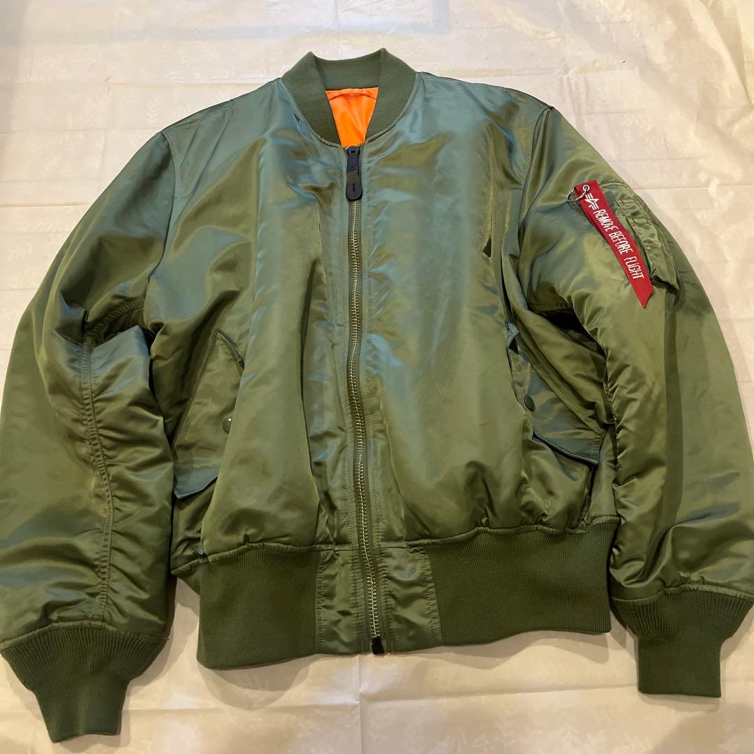 【極美品】アルファインダストリーズ MA-1 XL オリーブグリーン　カーキ