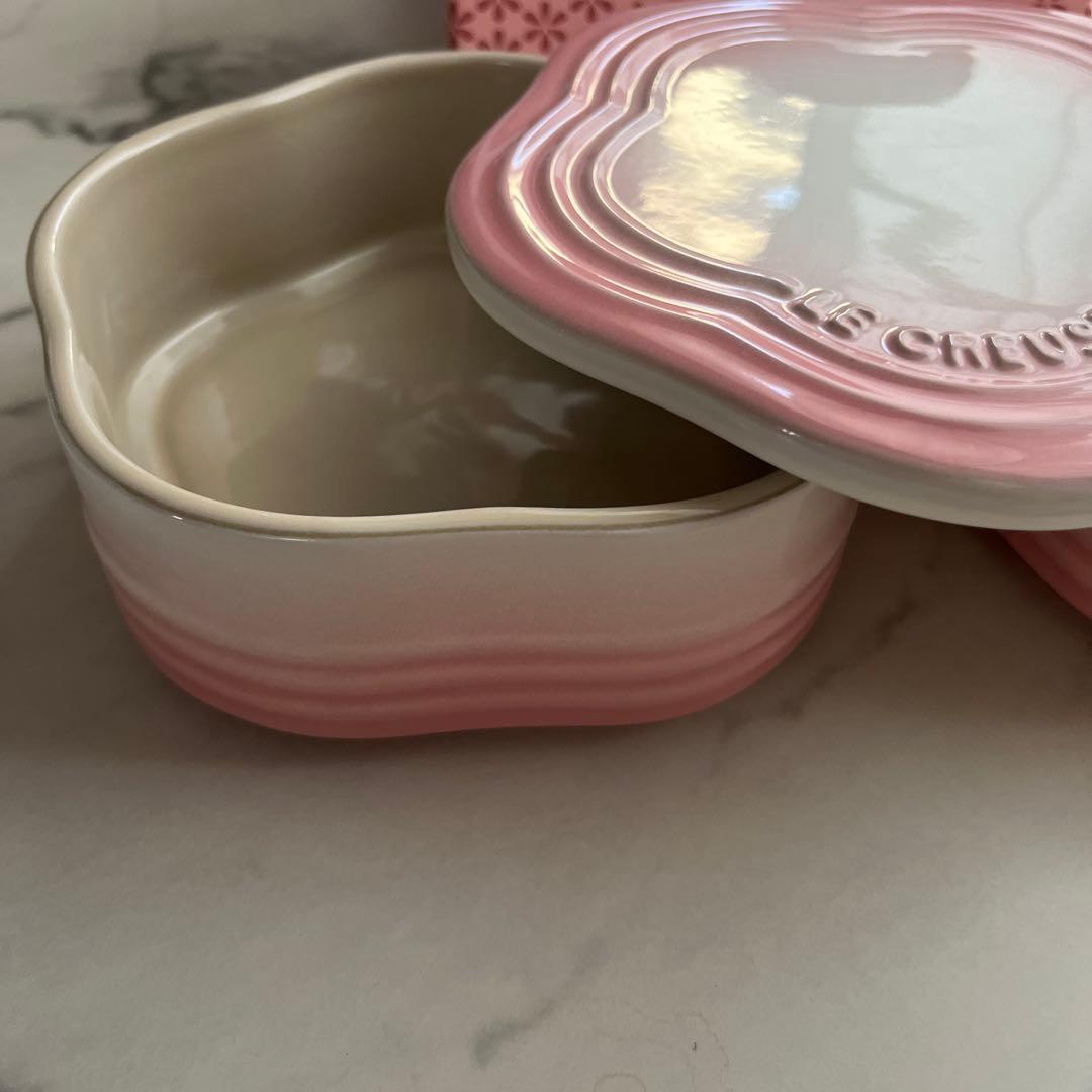 ルクルーゼ　スタッキングフラワーコンテナー