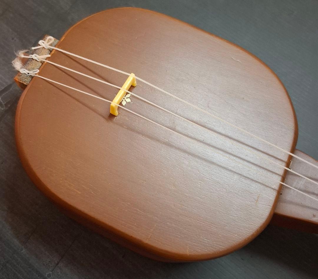 な*べ様 ASOVIVA(アソビバ)ナチュラルウッド三線ＭＩＮＩ★沖縄/インテリ