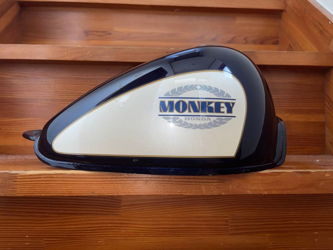 5Lモンキー　ガソリンタンク92〜93モデル