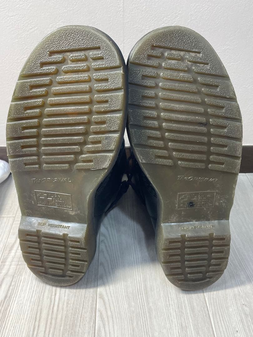 早い者勝ち　美品ドクターマーチン 10ホール ブーツ 1919 UK8