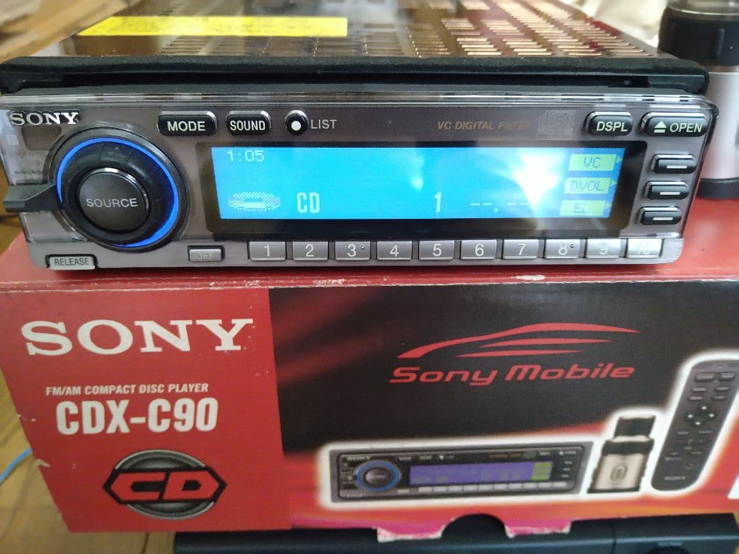 希少☆SONY CDX-C90 FM/AMコンパクトディスクプレーヤー