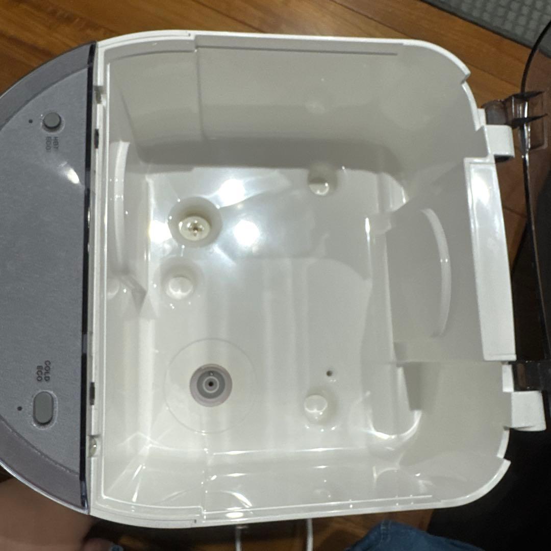 エブリィフレシャスmini 浄水型ウォーターサーバー　カートリッジ3本つき