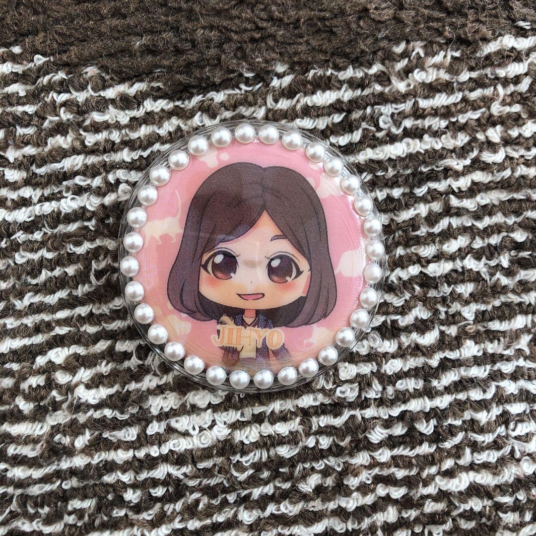 TWICE ジヒョ レア缶バッチセット