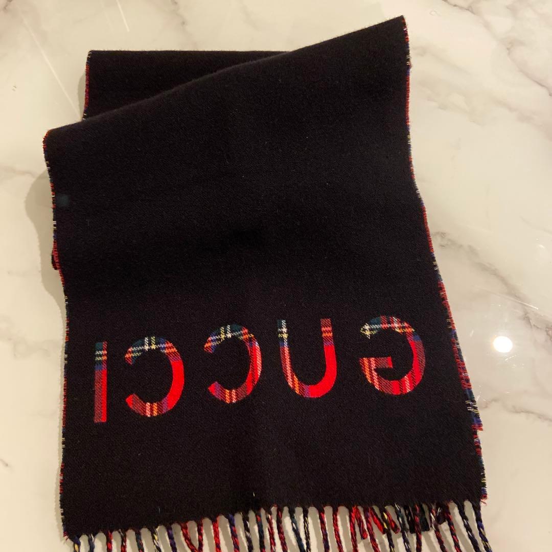 n*1様 美品 GUCCI マフラー 黒 赤 チェック柄