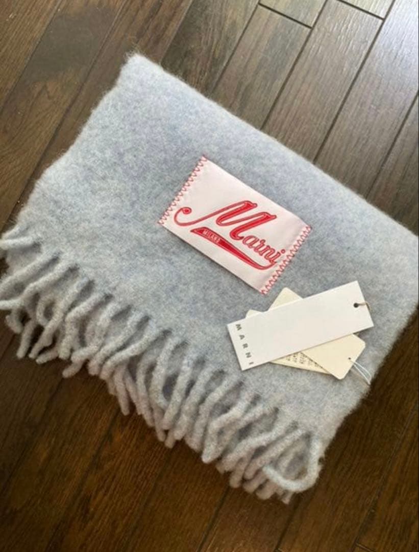 美品　タグつき　MARNI ブラッシュドアルパカ マフラー ブルー　マルニ