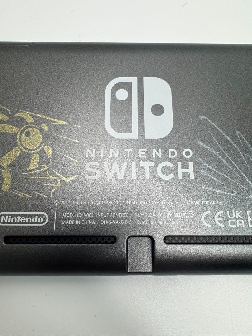 【極美品】完品 ニンテンドースイッチライト ディアルガ・パルキア 本体