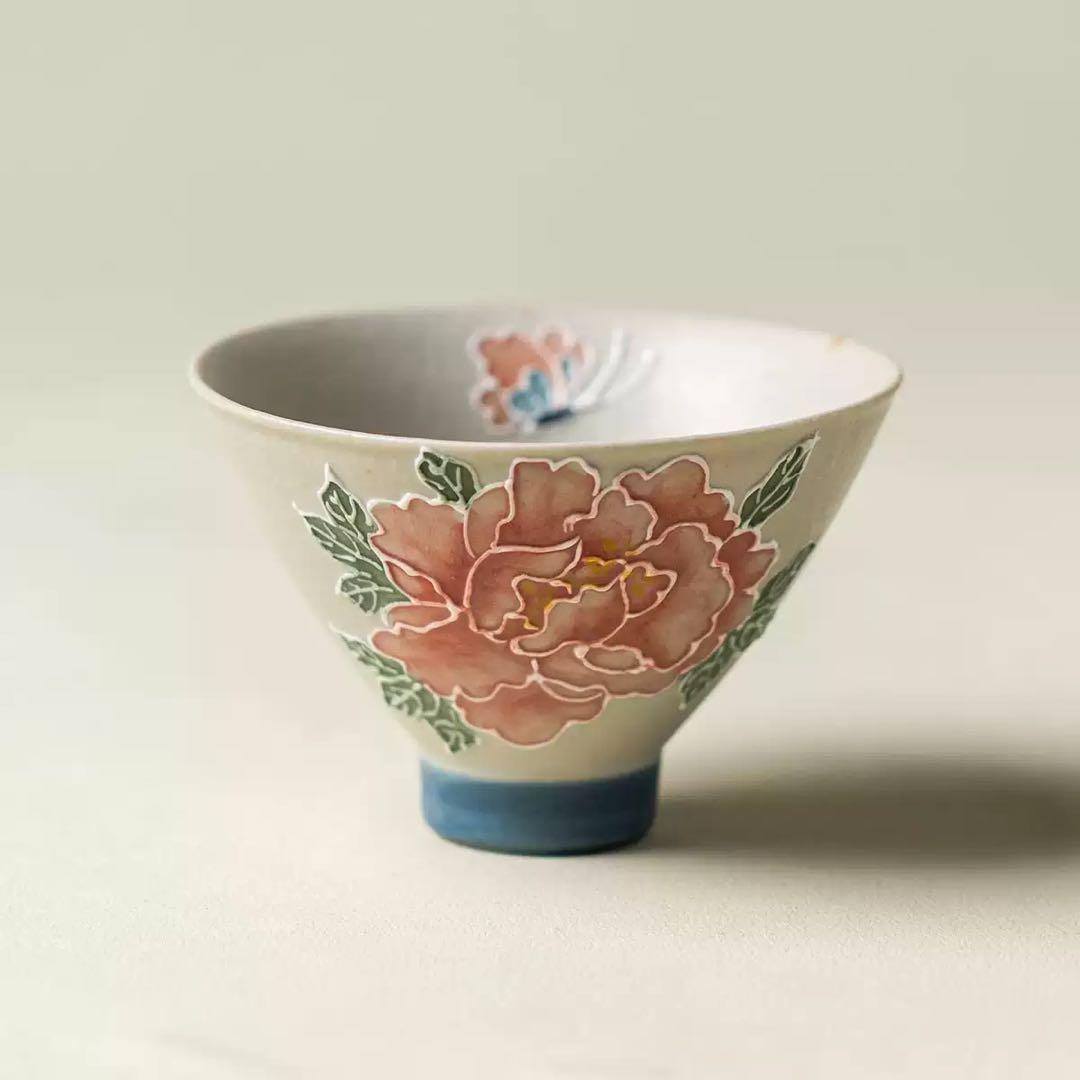 花柄 陶器製 飯碗