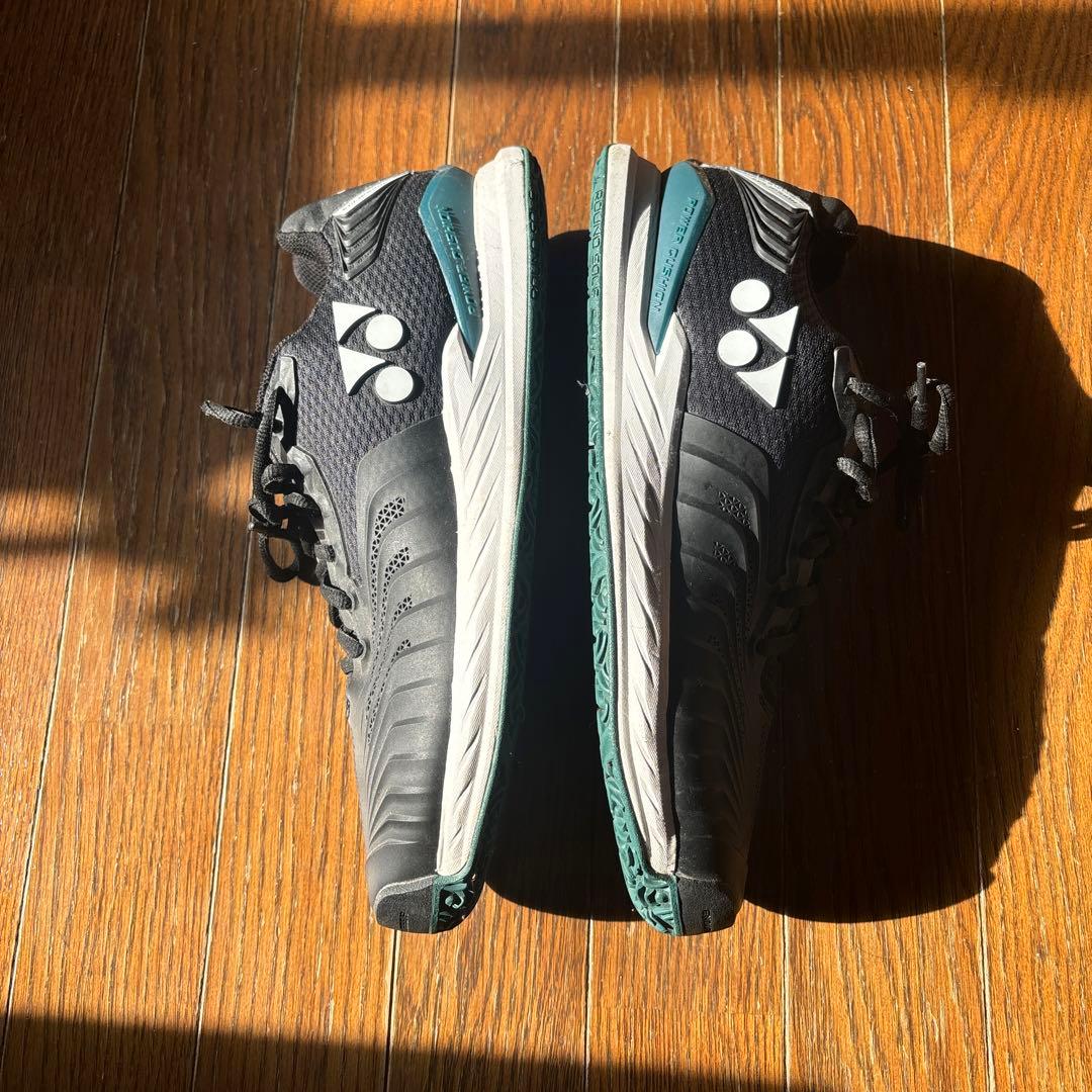 ヨネックス　テニスシューズ　27.5 パワークッションエクリプション4 美品