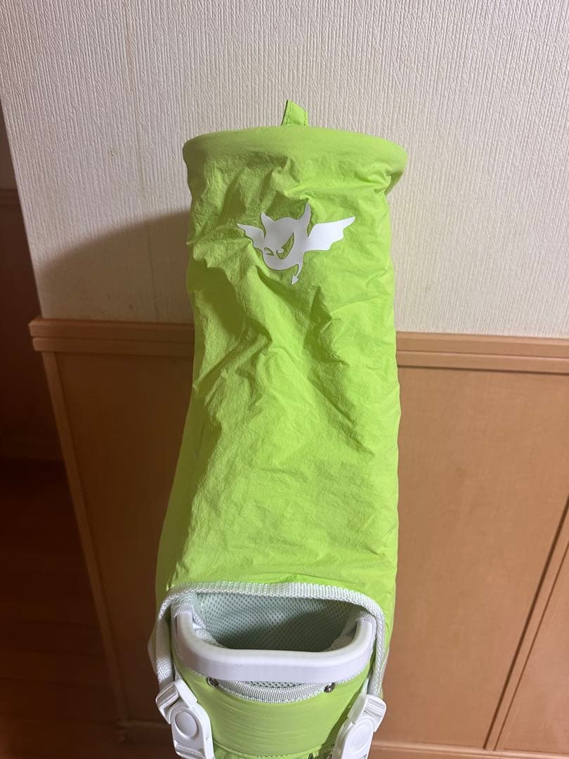 WAACゴルフバッグ ライムグリーン