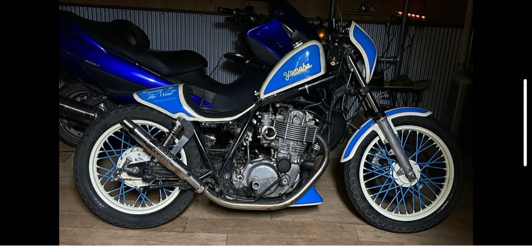 sr400用！！　ステンレスマフラー　エキパイ