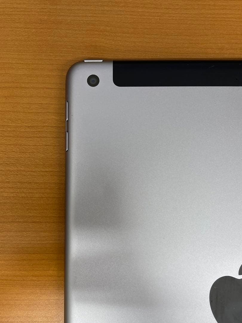 虎*魔様 動作確認済み iPad 第5世代 32GB ID G5531