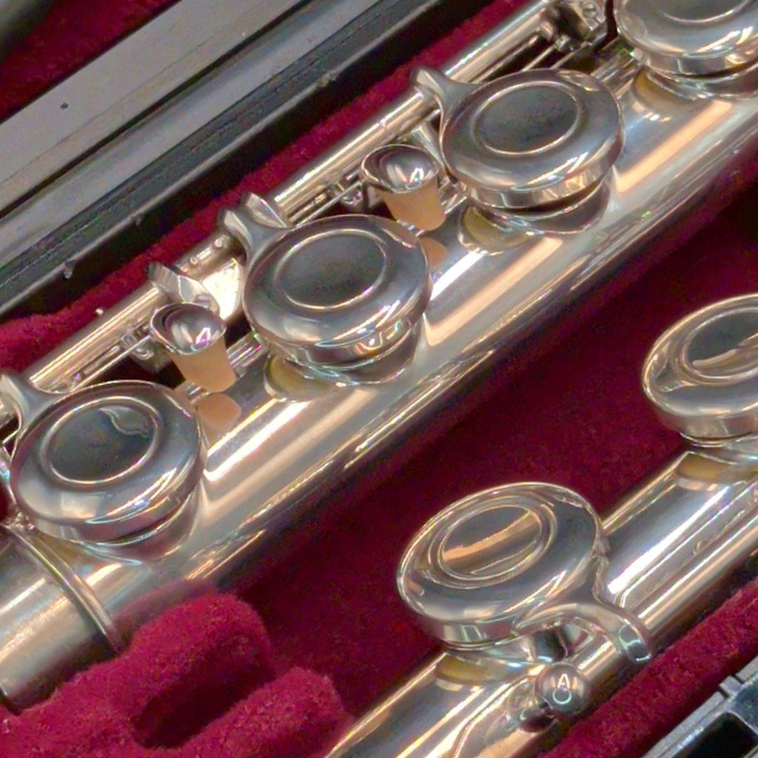 フルート　調整済　美品　ヤマハYFL221SⅡ（銀メッキ仕上げ）