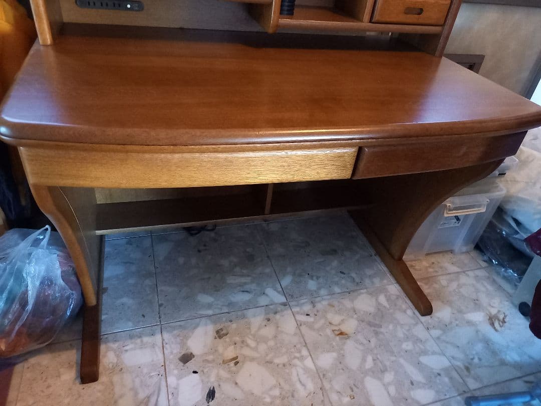 ぴいちゃん用　浜本工芸　机のみ