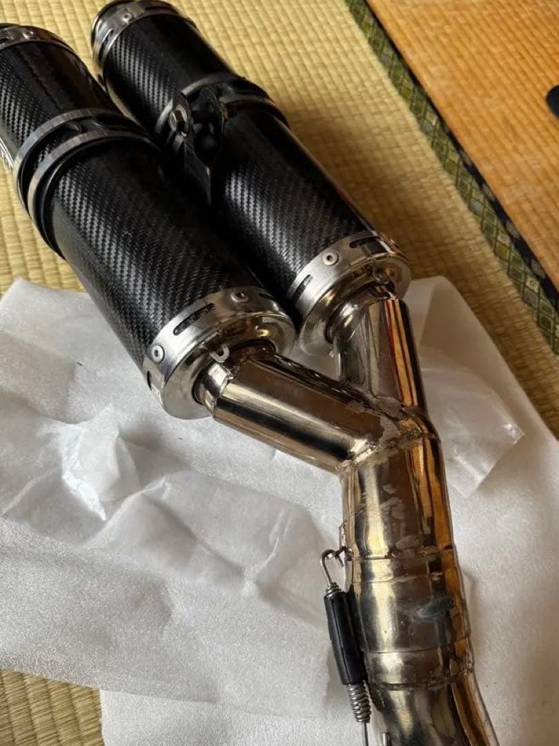 値下げ‼️CBR 1000RR SC57 SHARKスリップオンマフラー