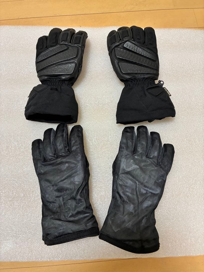 未使用　　ブラックダイヤモンド　グローブ Ｍサイズ