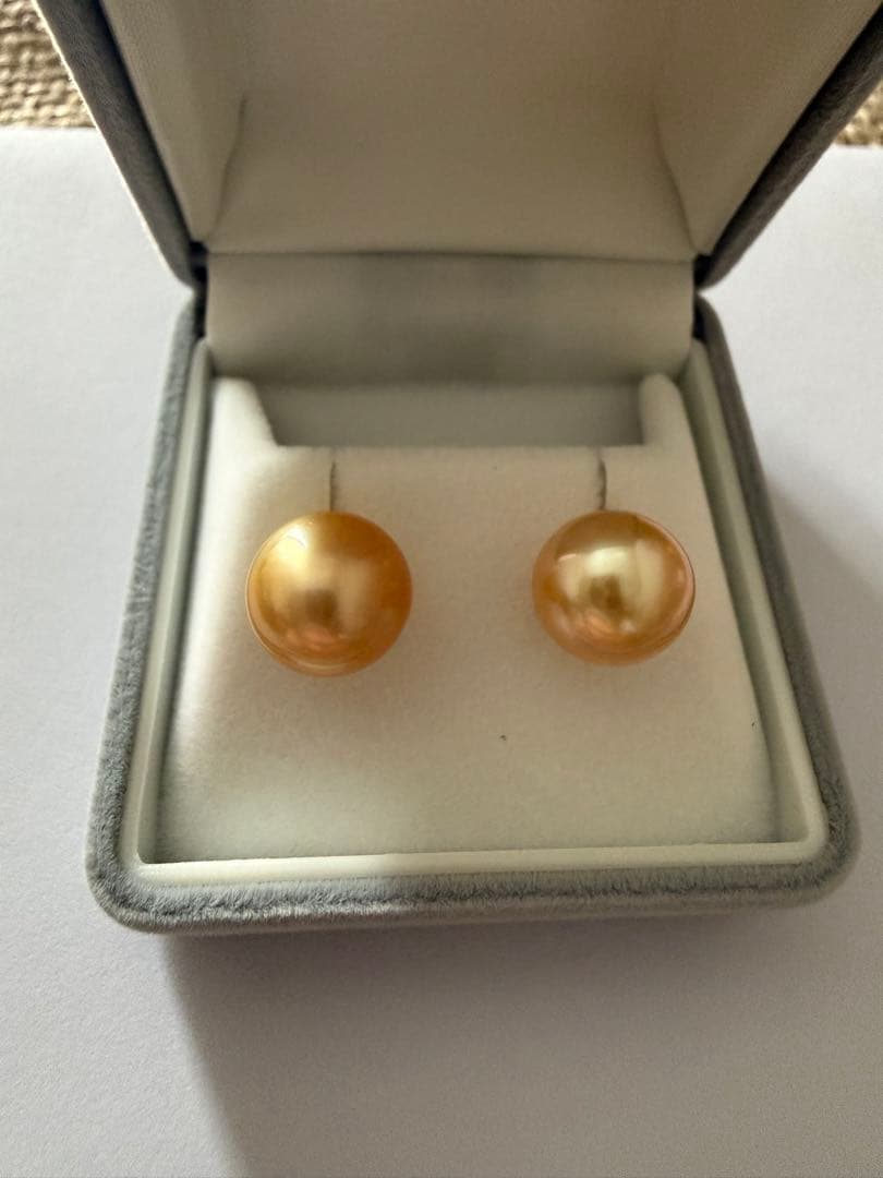 ejimiki 保証書有　K18YG 白蝶真珠　ゴールデンパールピアス